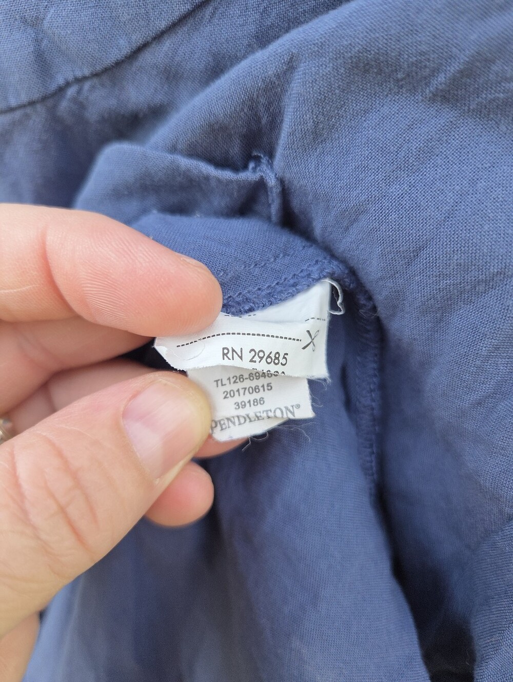 Pendleton Tee With Keyhole Back Size L - Picture 4 of 4